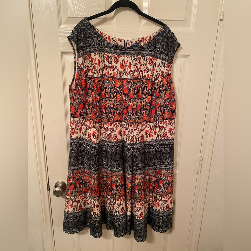***3 for $30***Sz 22 Gabby Skye Sleeveless dress.